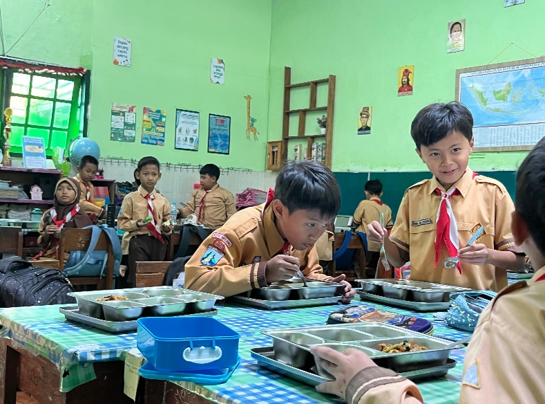 Tak Mau Ambil Risiko, SDN 2 Dinoyo Kota Malang Kembalikan Paket MBG ke SPPG