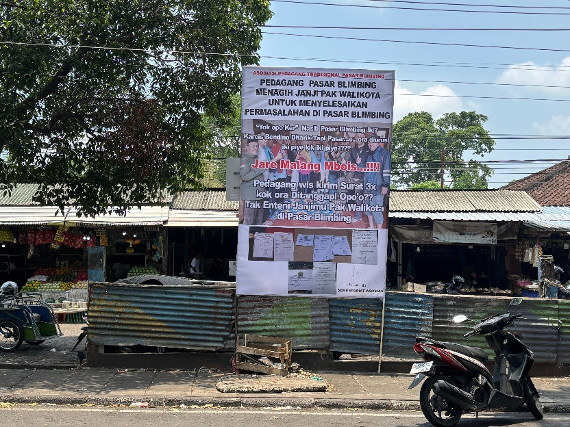 Pasar Blimbing Belum Mbois, Pedagang Terus Tagih Janji Wahyu Hidayat