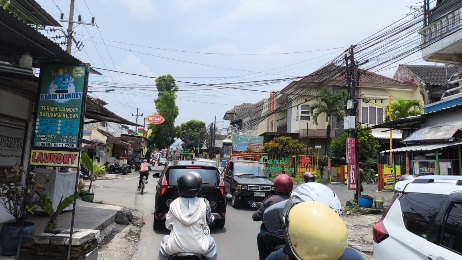 Jalan candi panggung