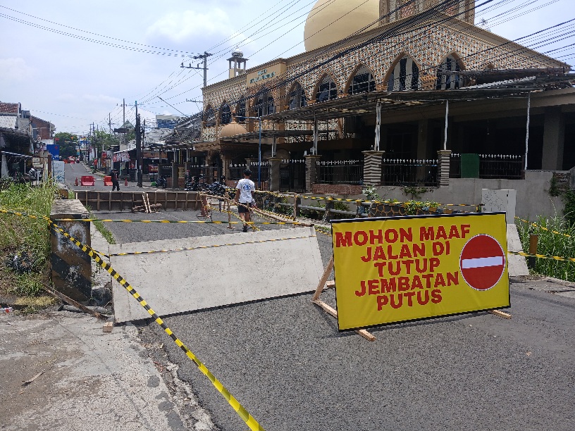 Sudah Dua Pekan Ditutup Jembatan Pandanwangi Belum Diperbaiki, Ini Kata Dinas PU