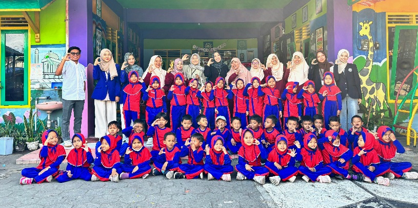 Membangun Generasi Sehat Sejak Dini Melalui “Nutrition Action Kit” Upaya Cegah Triple Burden Malnutrition Disease