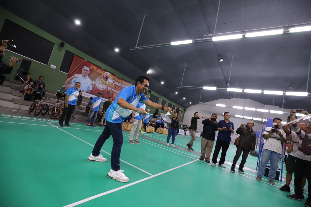 GOR Ganesha Jadi Bukti Kebangkitan Bulu Tangkis di Ajang Wali Kota Batu Open 2025
