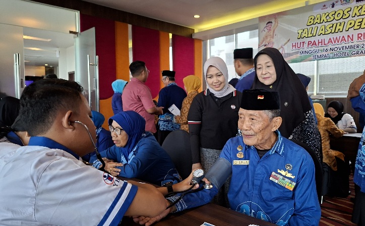 MPM Honda Jatim Layani 100 Veteran Surabaya dengan Pemeriksaan Kesehatan Gratis