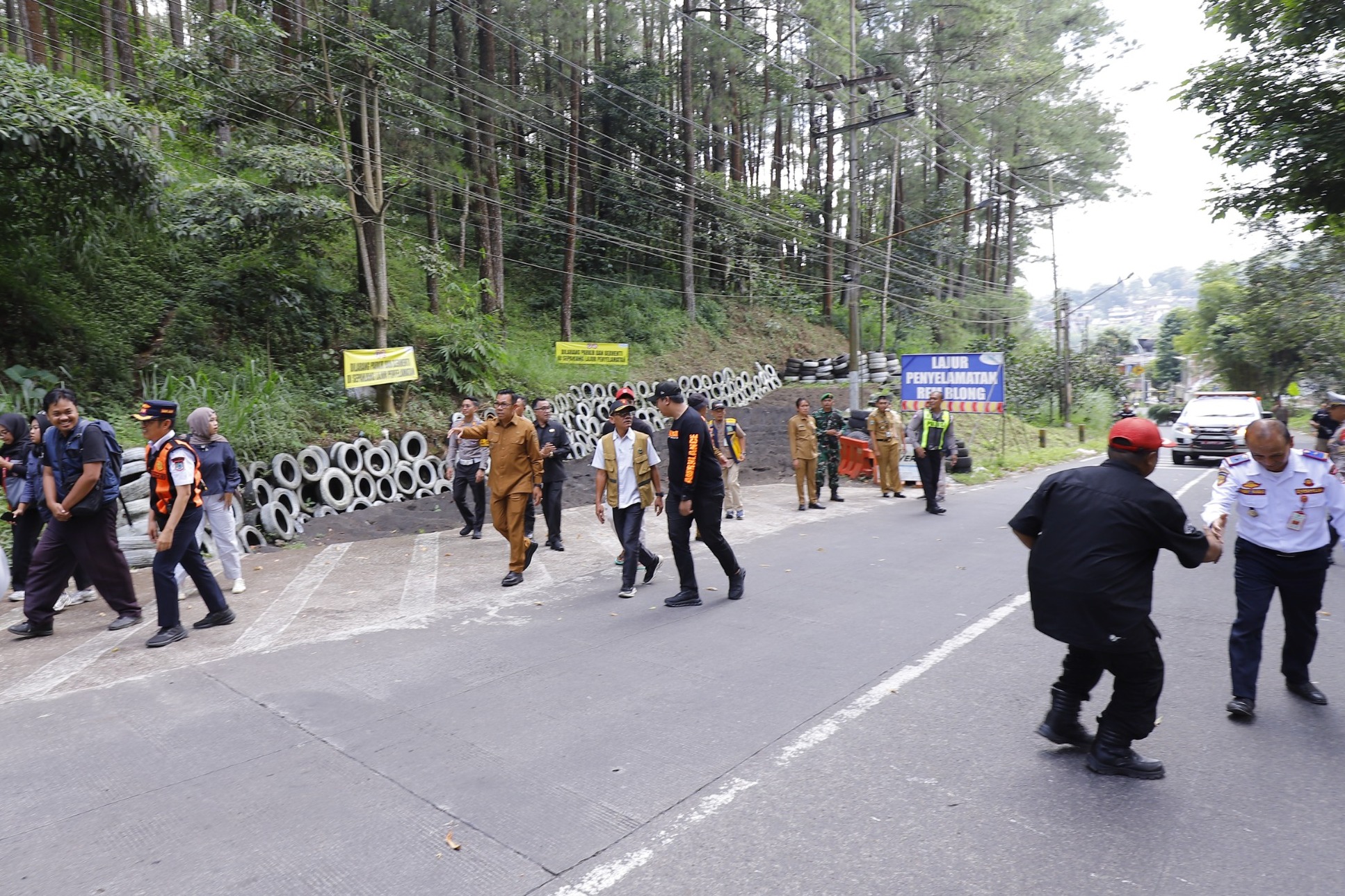 Lakukan Kajian Teknis, Jalur Ekstrim Klemuk Ditutup hingga 31 Januari 2026
