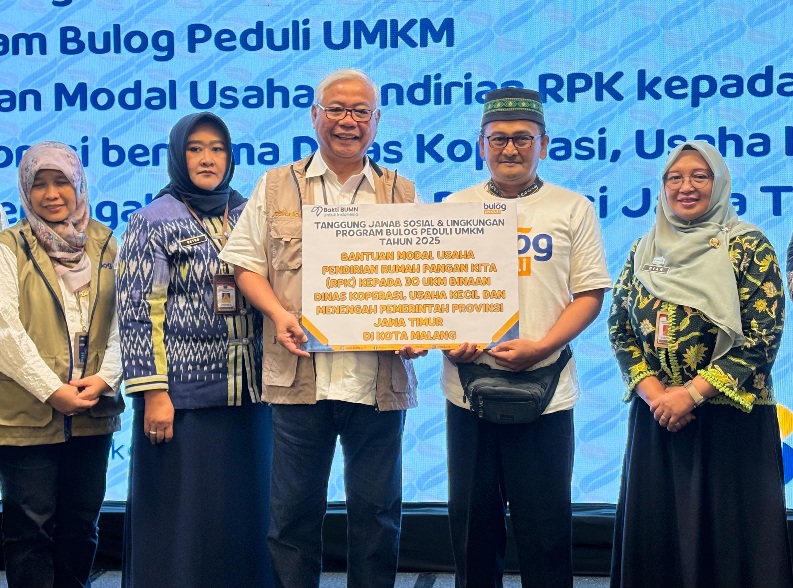 Komitmen Bulog Peduli UMKM, 30 Pelaku Usaha di Malang Dapat Modal RPK