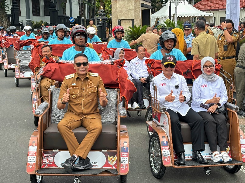 Bantuan 200 Becak Listrik dari Presiden Prabowo Disalurkan di Malang Dukung Pariwisata