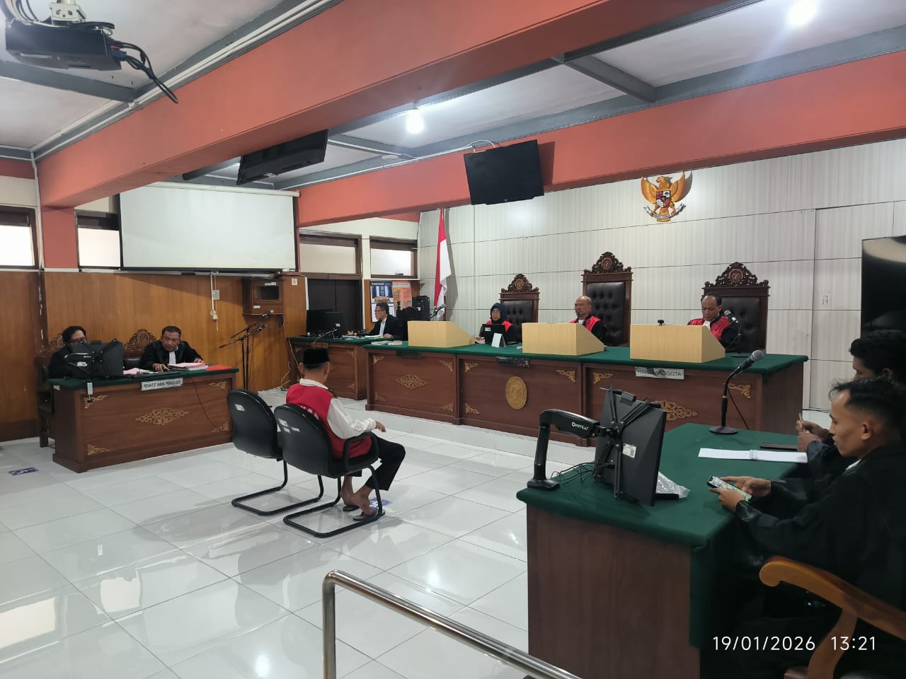 Terdakwa Kakek Cabul Hanya Dituntut 6,5 Tahun Penjara dan Restitusi Rp69 Juta