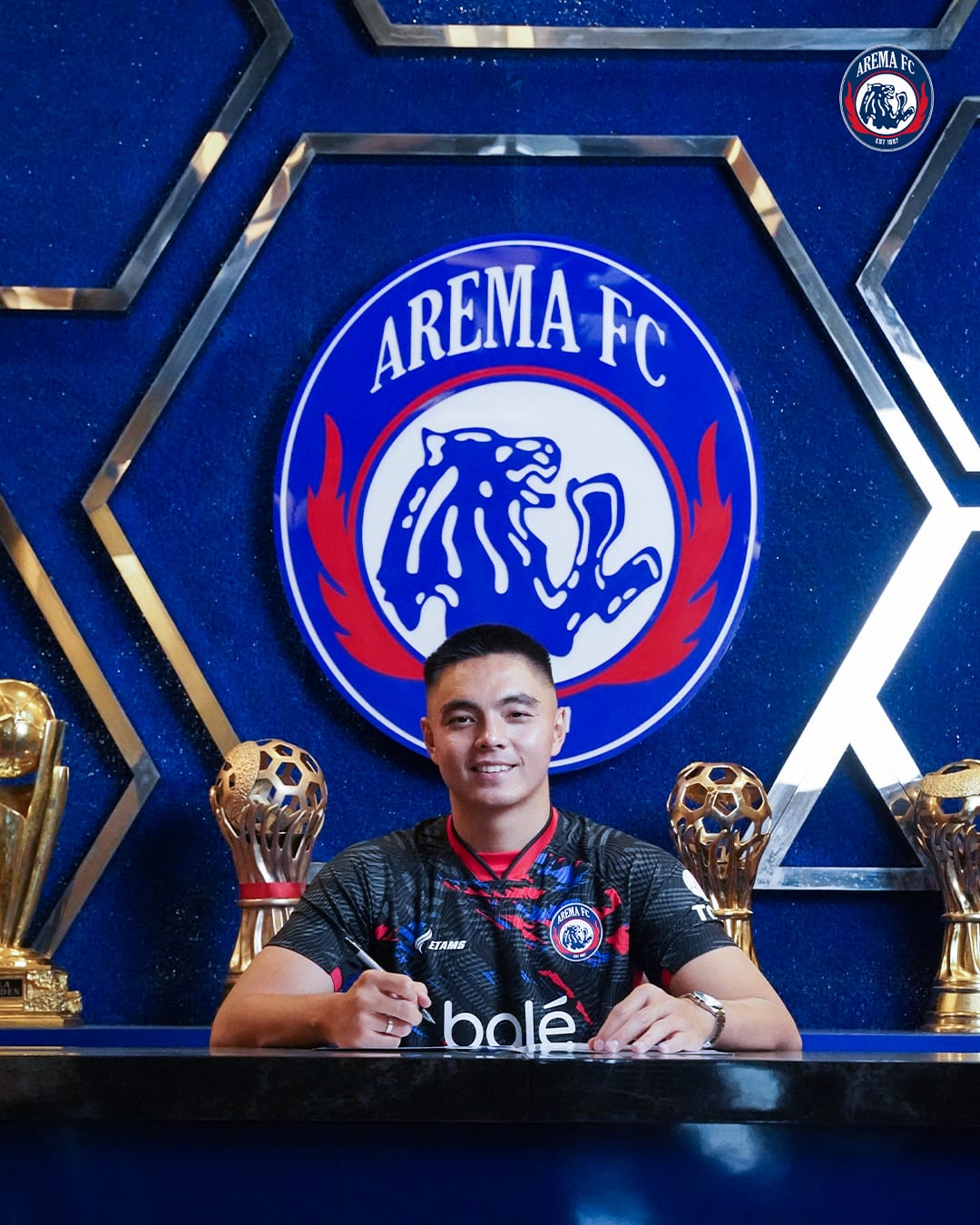 Arema Tambah Amunisi, Datangkan Kiper Gianluca Claudio