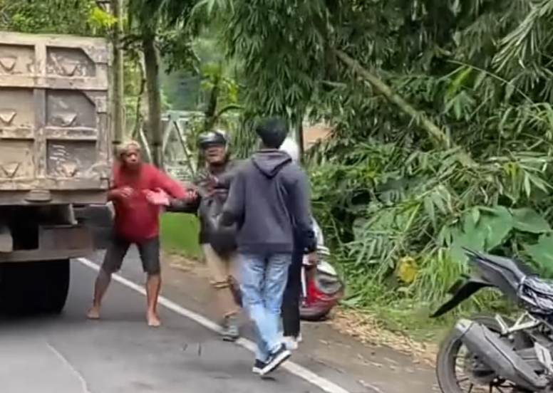Polisi Tangkap Sopir Truk Pelaku Penganiayaan di Jalur Malang-Kediri