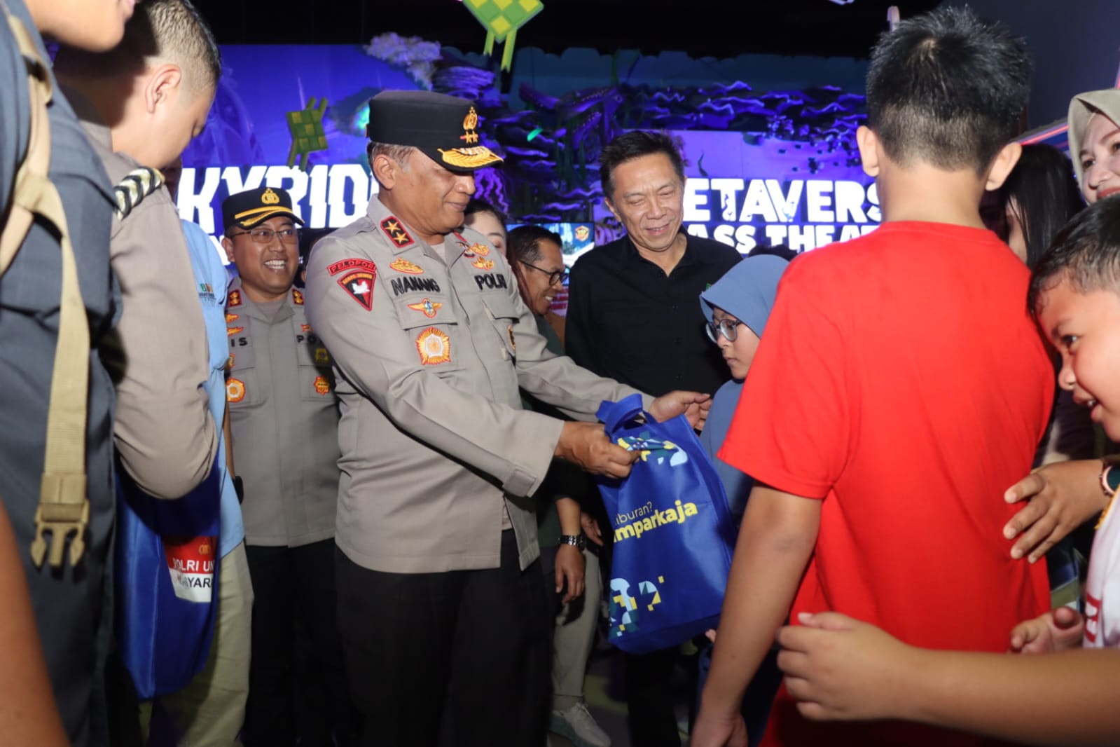 Aktivitas Masih Tinggi Meski Libur Lebaran Usai, Personel Kepolisian Tetap Siaga