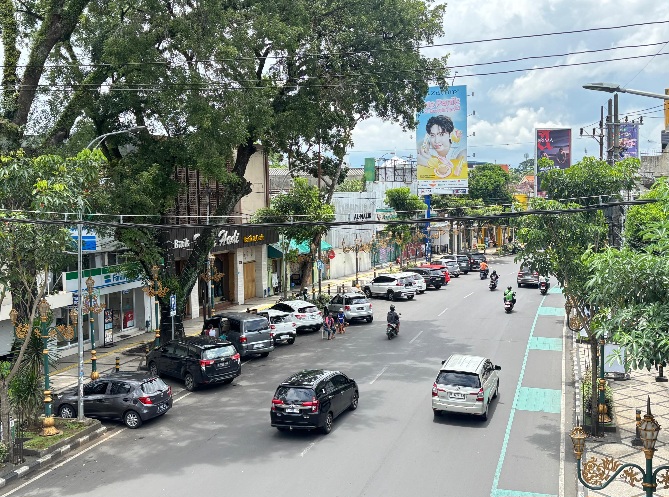 Kemdaraan parkir kautangan